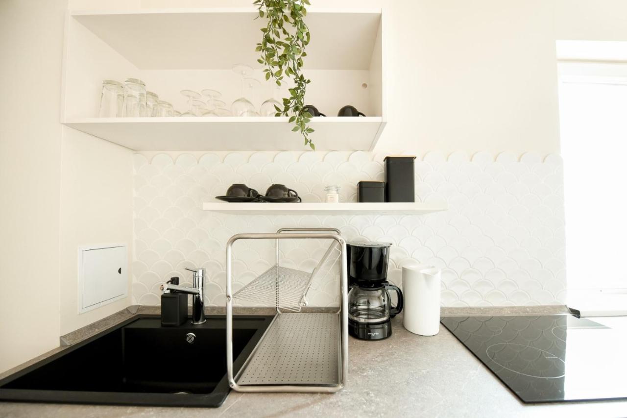 The Dream Apartment - Near Radisson Hotel Boekarest Buitenkant foto